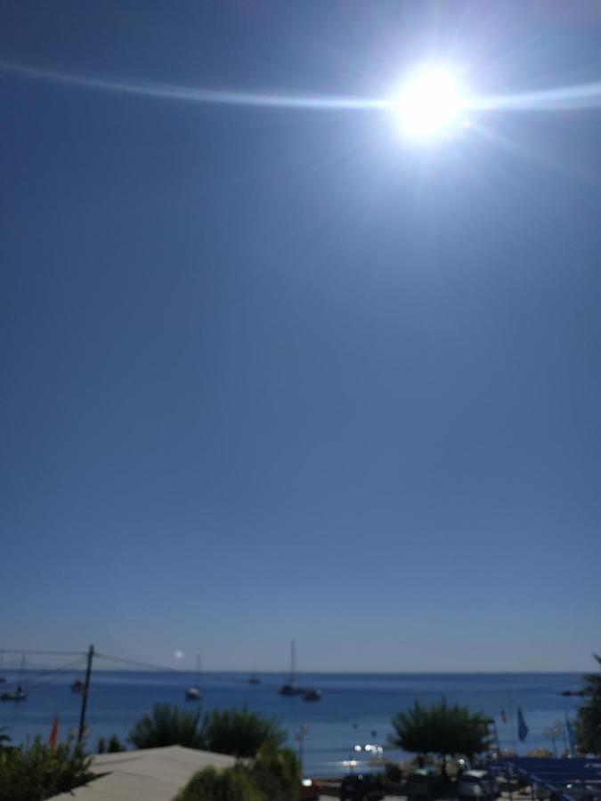 Παραθαλασσιο Στουντιο Μιχαλιας Sea View Studio Michalias Νουμερο 8 Agia Marina  外观 照片