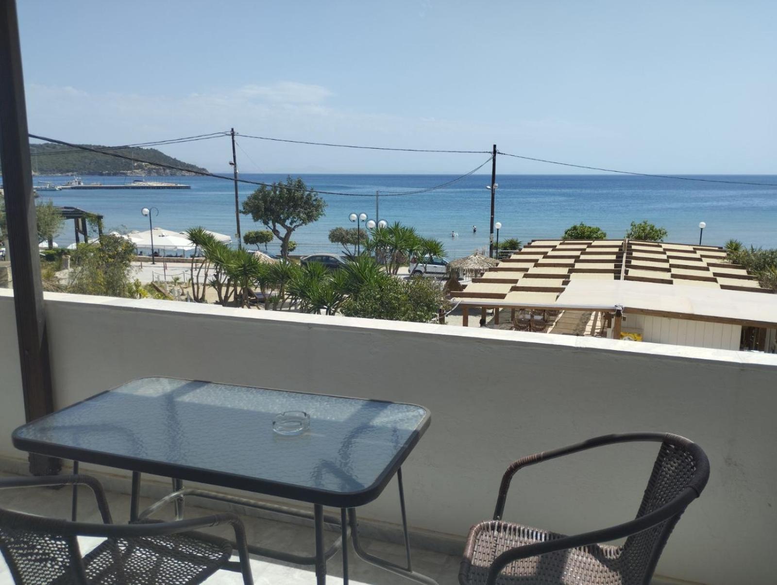 Παραθαλασσιο Στουντιο Μιχαλιας Sea View Studio Michalias Νουμερο 8 Agia Marina  外观 照片